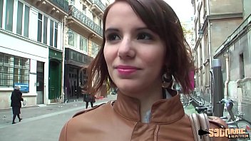 Andreea Ha Penetrato Il Catrame Nella Sua Figa Da Uno Spagnolo Dotato Di Un Cazzo Peloso