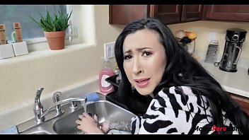 Fanculo Da Dietro Tua Suocera In Cucina
